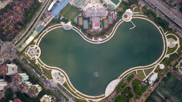 Toàn cảnh "lá phổi xanh" 130.000 m2 mới hoạt động ở Hà Nội