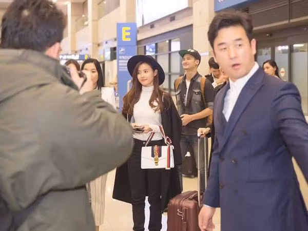 Mi Du được truyền thông Hàn chào đón khi đến Hàn Quốc