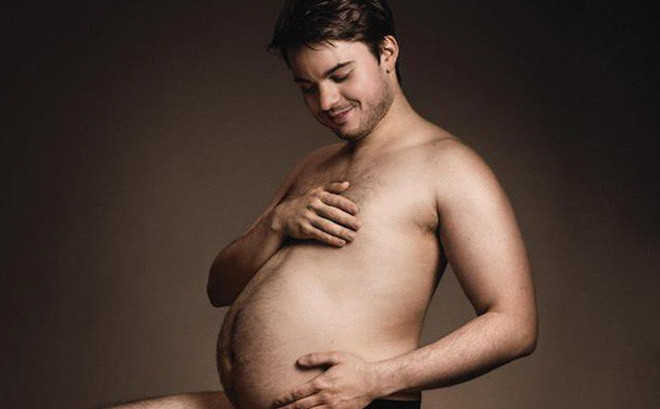 Nam giới cũng có thể tiến hành phẫu thuật cấy ghép tử cung và mang thai.