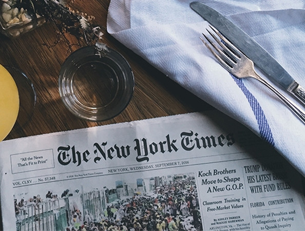 Thời báo New York – một tờ nhật báo nổi tiếng với rất nhiều thông tin.