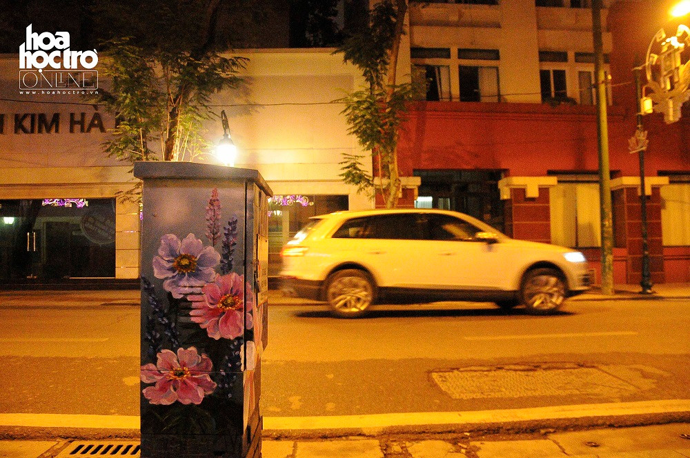 Đêm Hà Nội tuy đẹp nhưng cũng có những khoảng lặng mà ít ai để tâm.