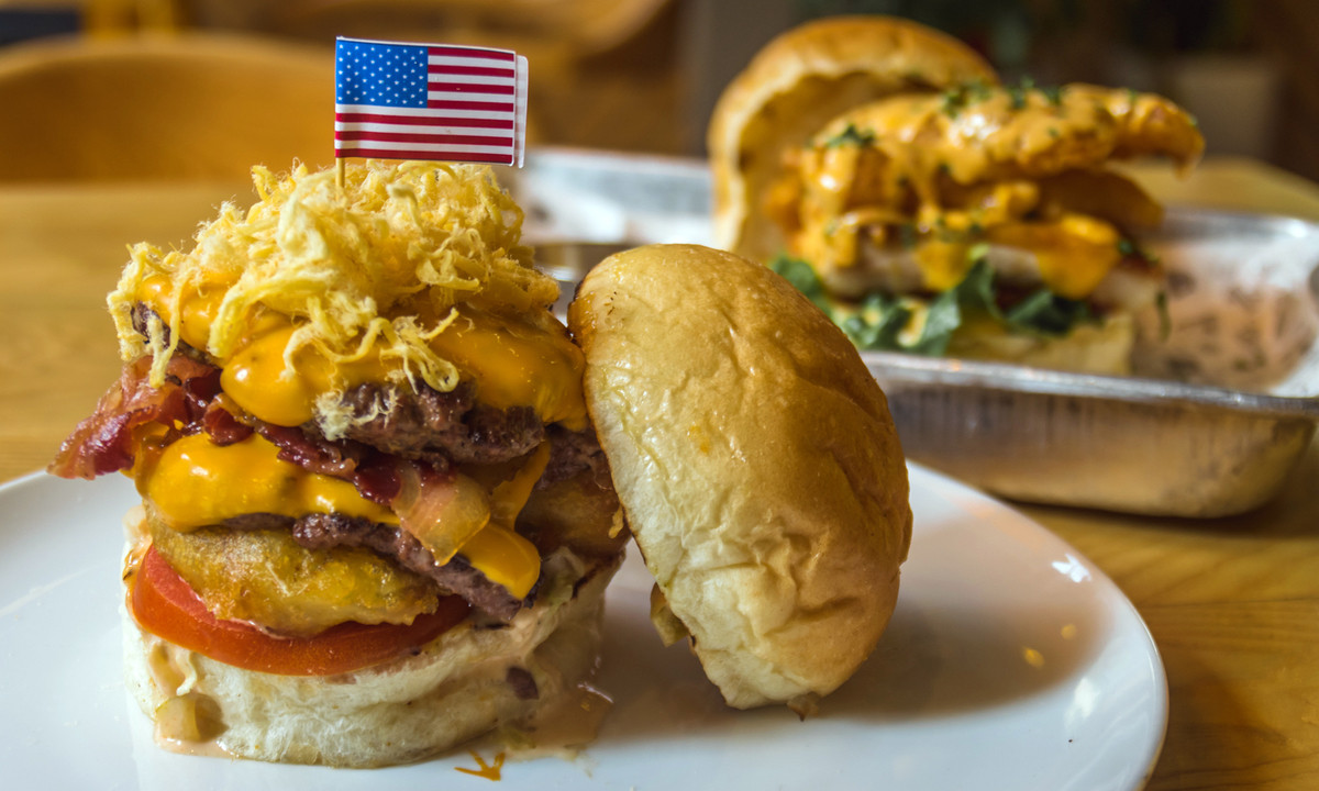 Nhiều quán ăn ở Hà Nội đã tung thực đơn và trang hoàng theo Hội nghị Thượng đỉnh Mỹ - Triều ảnh 6