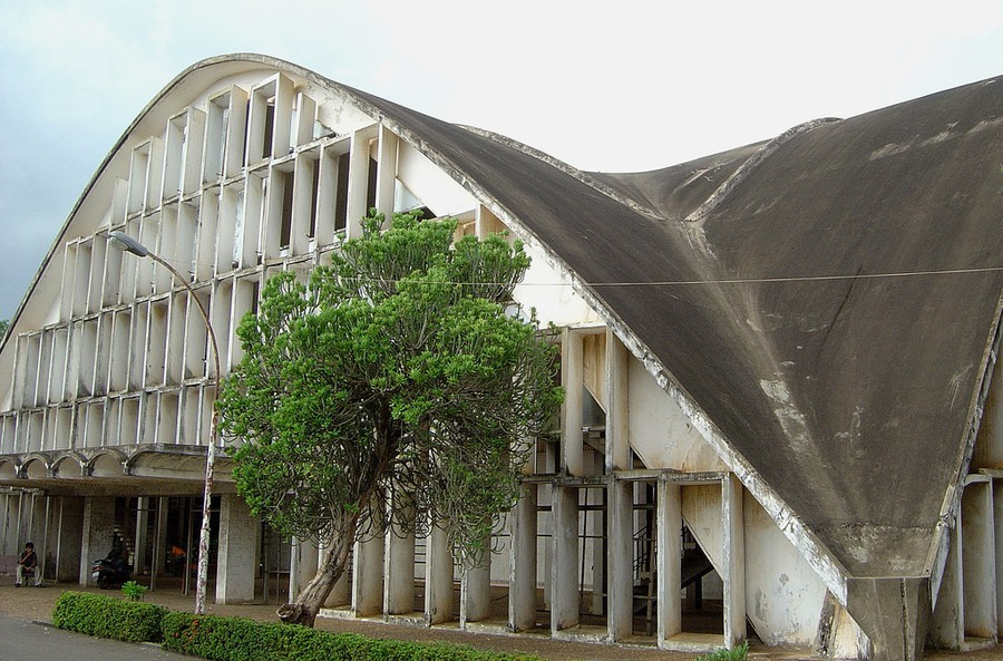 Hội trường của Đại học Hoàng gia Phnom Penh.