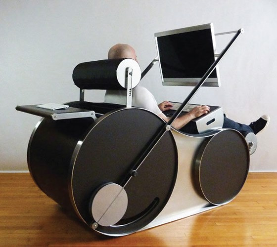 Mô hình tổ hợp phím với lớp bảo mật mạng chuyên nghiệp và ghế ergonomic loại bỏ căng thẳng, thực sự gây ấn tượng cho các game thủ.