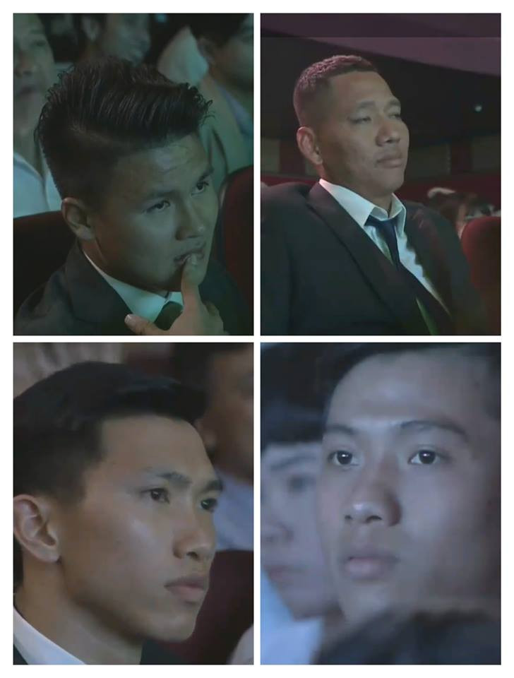 Các cầu thủ vô tình bị đẩy vào thế &quot;khó xử&quot; trước sư thiếu tinh tế từ 2 MC. Ảnh: FB Vy Nguyen