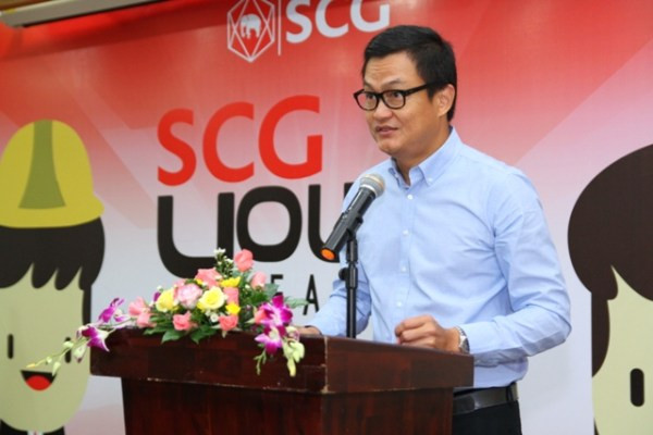 Ông Praween Wirotpan, Tổng Giám đốc SCG Việt Nam, phát biểu mở đầu chương trình SCG Nhà lãnh đạo trẻ 2016