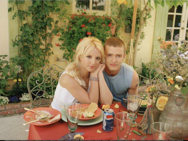 Điểm danh những giọng ca có sở thích… tri ân người yêu cũ bằng âm nhạc ảnh 7