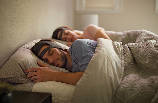 Băng quấn quanh đầu Philips SmartSleep. ẢNH: PHILLIPS.