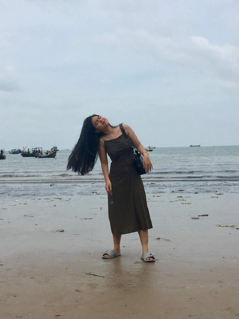 Nhờ người yêu chụp ảnh và cái kết...