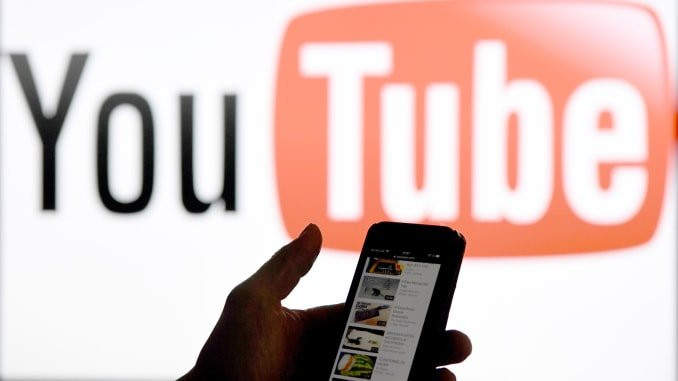 YouTuber trở thành “nghề” được trẻ em yêu thích nhất. (Ảnh: Getty)