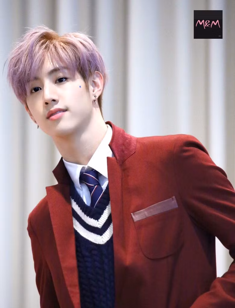 Dù may mắn sinh ra trong gia đình giàu có, các idol này vẫn không ngừng nỗ lực ảnh 2 Dù may mắn sinh ra trong gia đình giàu có, các idol này vẫn không ngừng nỗ lực ảnh 2