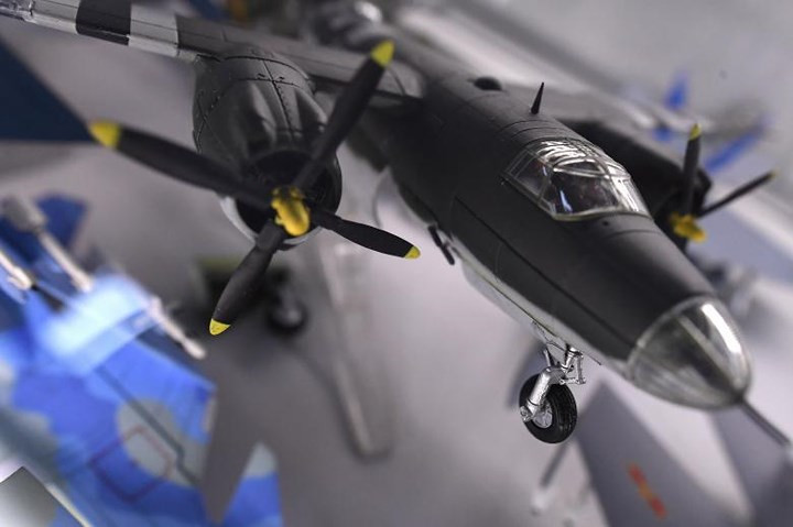 Một mẫu mô hình khác trong bộ sưu tập.