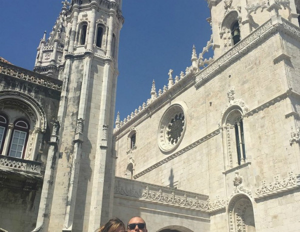 Đã chụp, thế nhưng phần thân của họ đâu rồi?