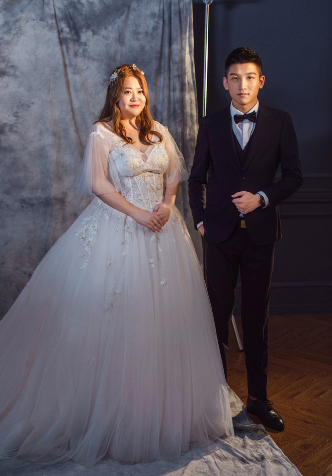 "Cả thèm chóng chán như em lại yêu được anh lâu như vậy. Quãng đời còn lại, anh đi theo em luôn đi!"