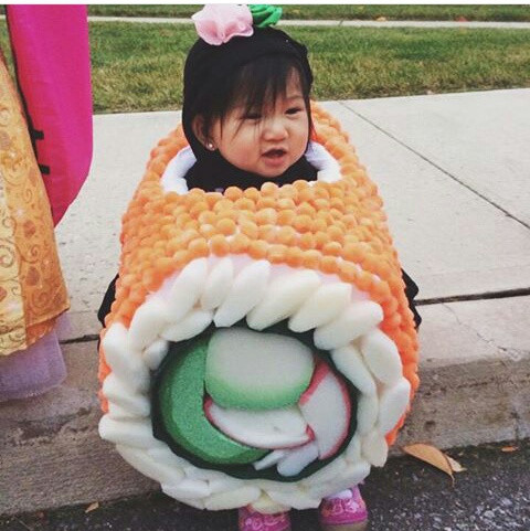 Ai mà không yêu cho được một miếng sushi đáng yêu hết nấc thế này!