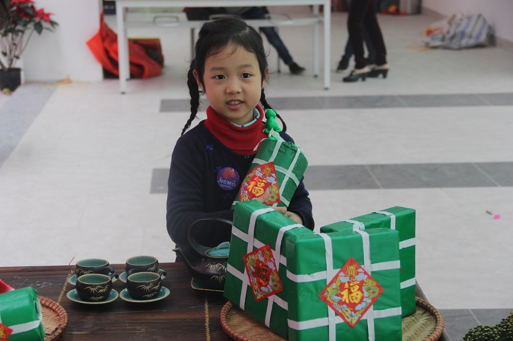 Các bạn nhỏ đã được học cách tự quản lý gian hàng và "kinh doanh" các mặt hàng của mình luôn nhé!