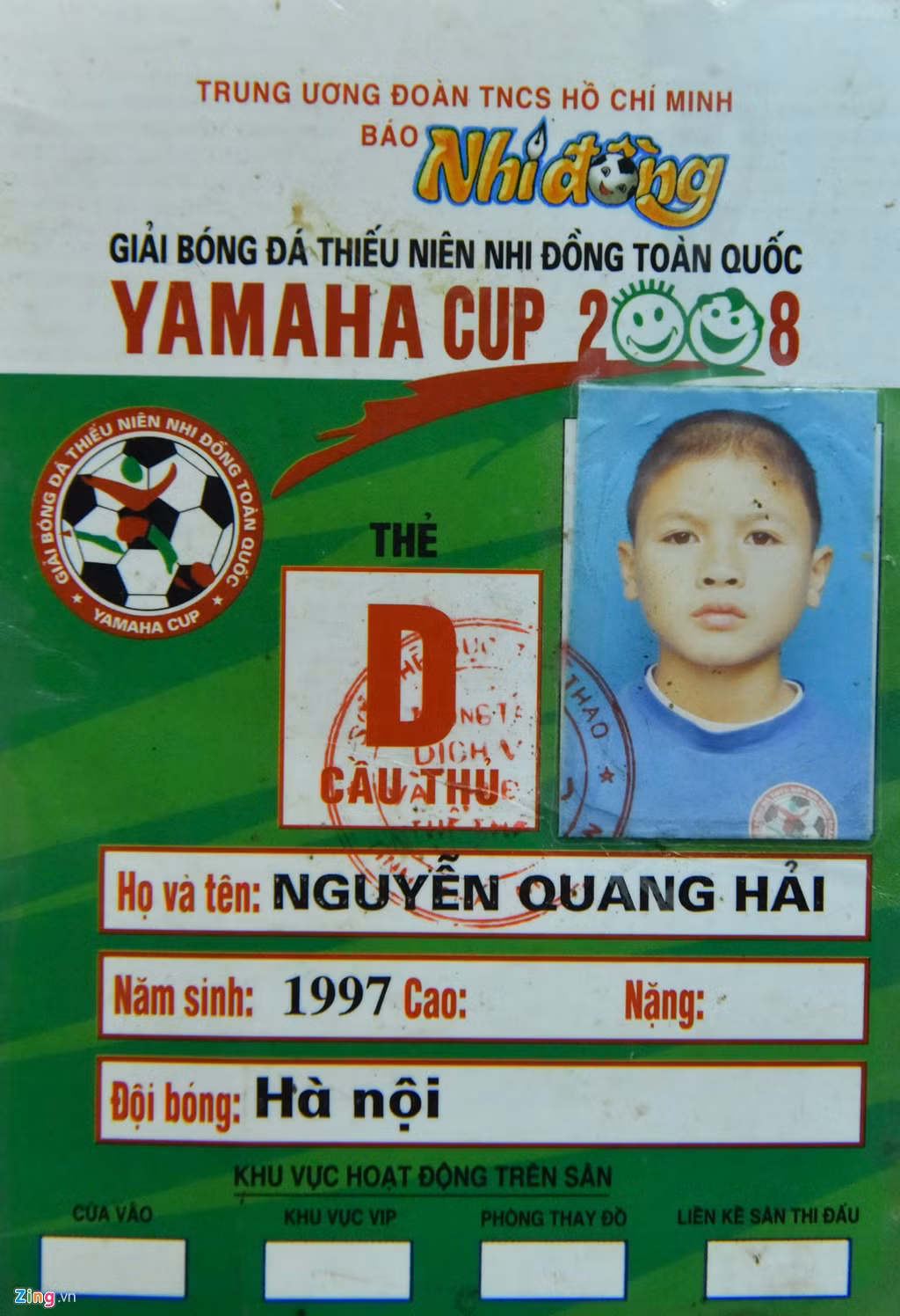 Năm 10 tuổi, Quang Hải được vinh danh cá nhân ngay lần đầu tham gia giải Thiếu niên nhi đồng toàn quốc. Ảnh: Việt Hùng, FBNV.