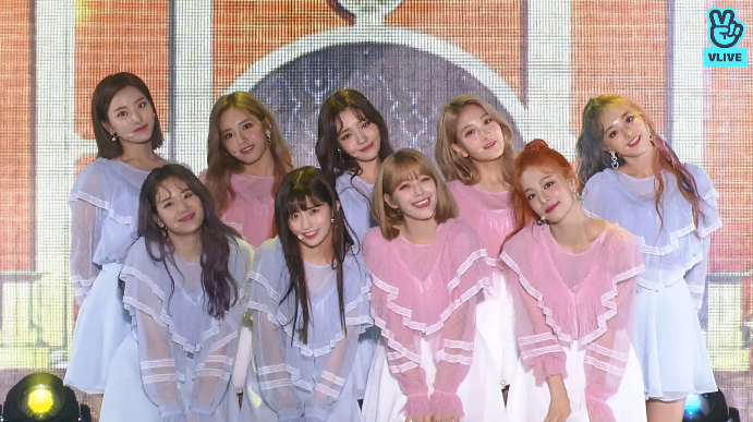 Vũ Cát Tường khoe giọng khủng, hát tận 3 thứ tiếng tại "Asia Song Festival 2018" ảnh 5