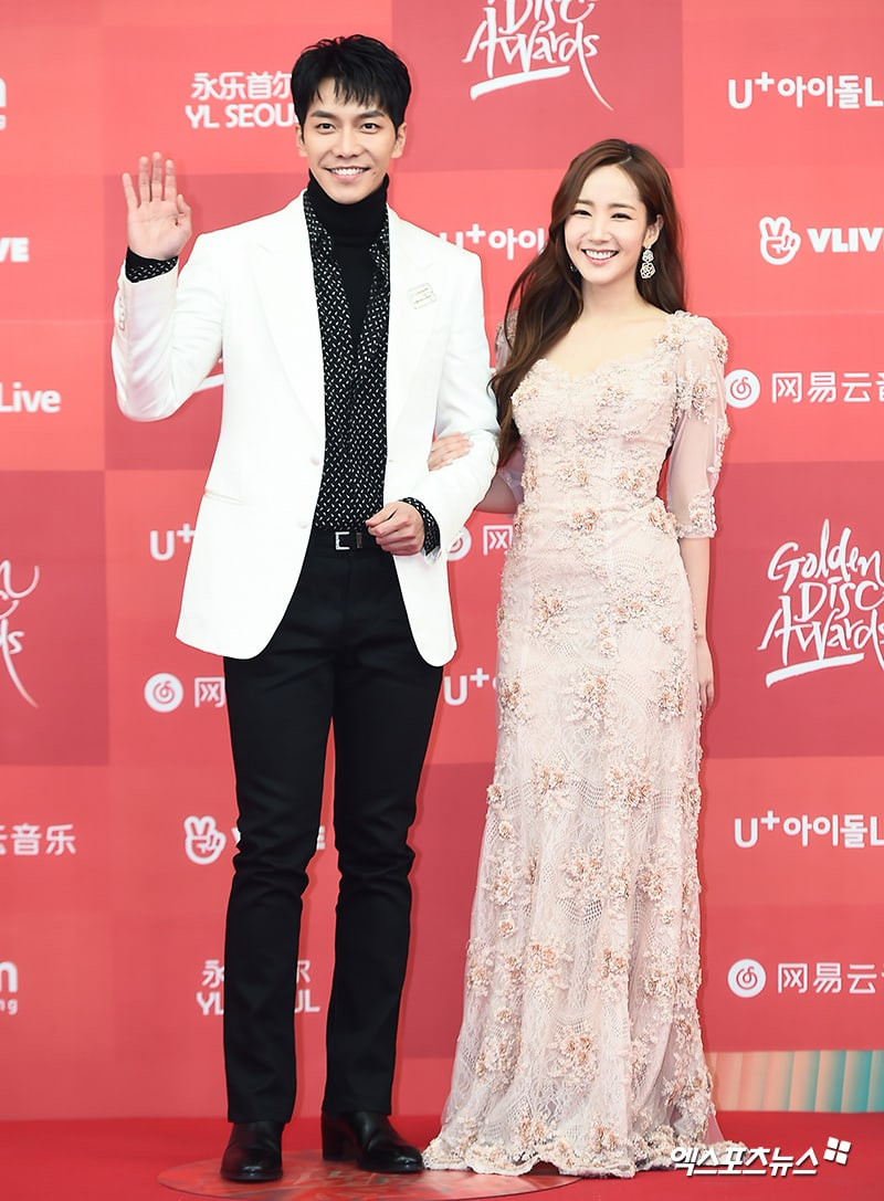 Lee Seung Gi và Park Min Young sẽ đảm nhiệm vai trò MC tại GDA hôm nay.