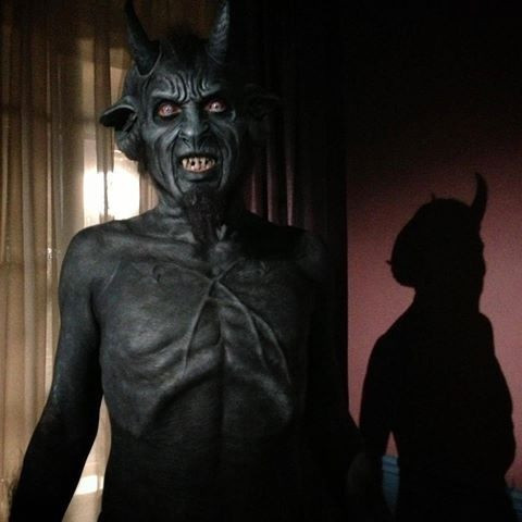 Búp bê Annabelle sẵn sàng hù dọa khán giả với đội quân ma ám cực đáng sợ ảnh 6