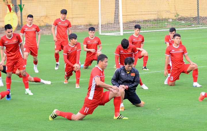 Tuy nhiên đoàn quân của HLV Park Hang Seo vẫn không chủ quan và tập trung vào trận đấu với ĐT Philippines vào ngày 6/12 tới.