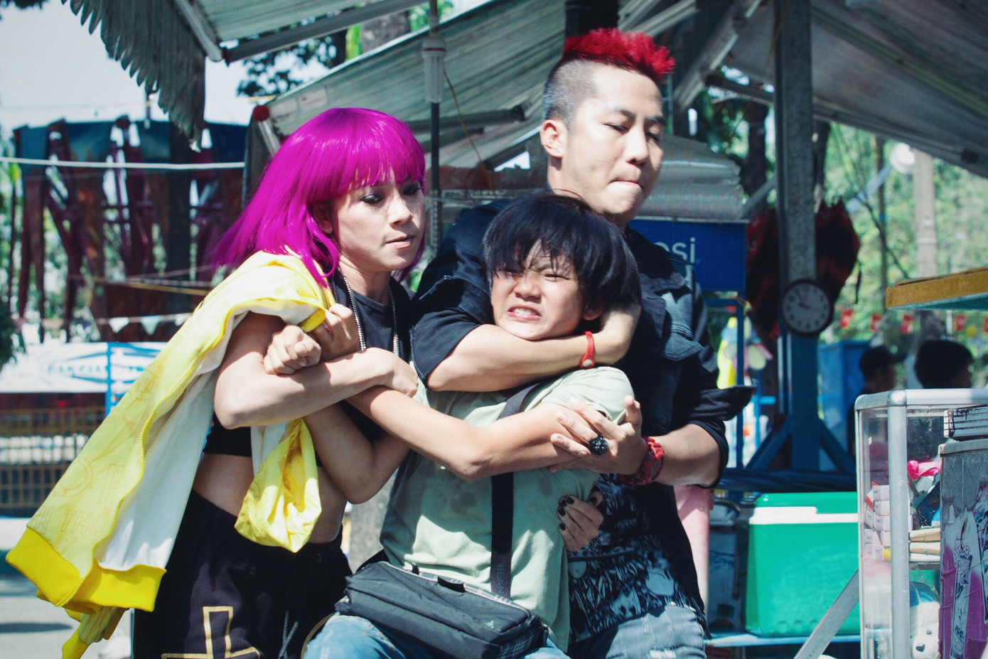 Phương Vy Idol bất ngờ tái xuất với nhạc phim "Mặt trời, con ở đâu?" ảnh 4