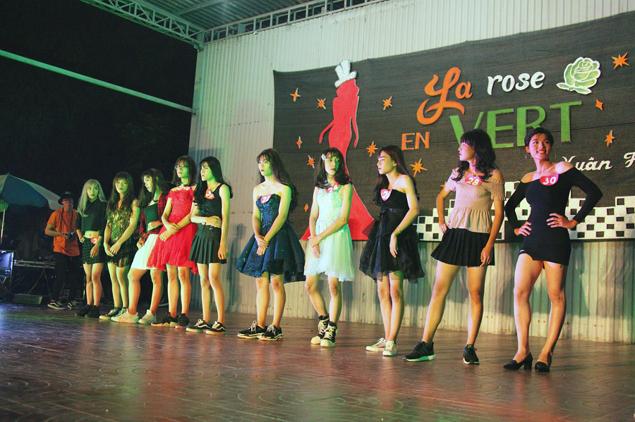 Dàn thí sinh gây sốc hơn bất cứ cuộc thi sắc đẹp nào dành cho các cô gái.