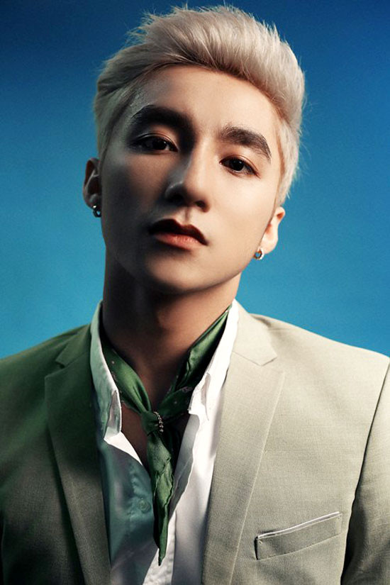 Thử tài tìm điểm khác biệt giữa hai gương mặt này nào!