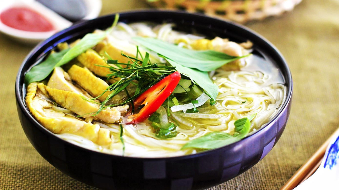 Phở là món ăn truyền thống của Việt Nam, được yêu thích bởi nước phở thơm ngọt và bánh phở mềm. Phở là món ăn truyền thống của Việt Nam, được yêu thích bởi nước phở thơm ngọt và bánh phở mềm.