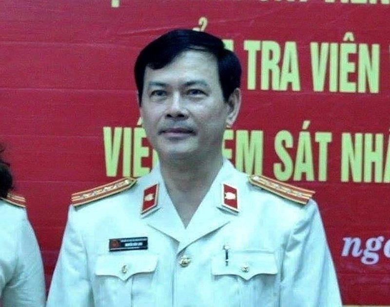 Ông Nguyễn Hữu Linh - Nguyên Viện phó Viện kiểm sát nhân dân TP. Đà Nẵng về hưu năm 2018, hiện nay đang tham gia vào Đoàn luật sư Thành phố Đà Nẵng. Ông Nguyễn Hữu Linh - Nguyên Viện phó Viện kiểm sát nhân dân TP. Đà Nẵng về hưu năm 2018, hiện nay đang tham gia vào Đoàn luật sư Thành phố Đà Nẵng.