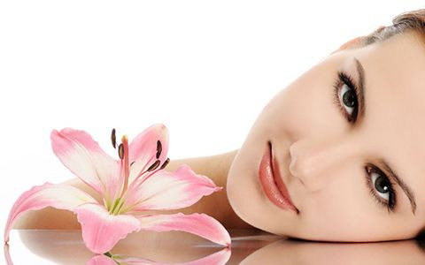 Có thể dùng kem che khuyết thay cho kem nền được không? ảnh 3