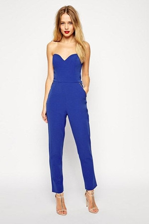 Jumpsuit công nhận là đẹp, nếu bạn chấp nhận là bất tiện.