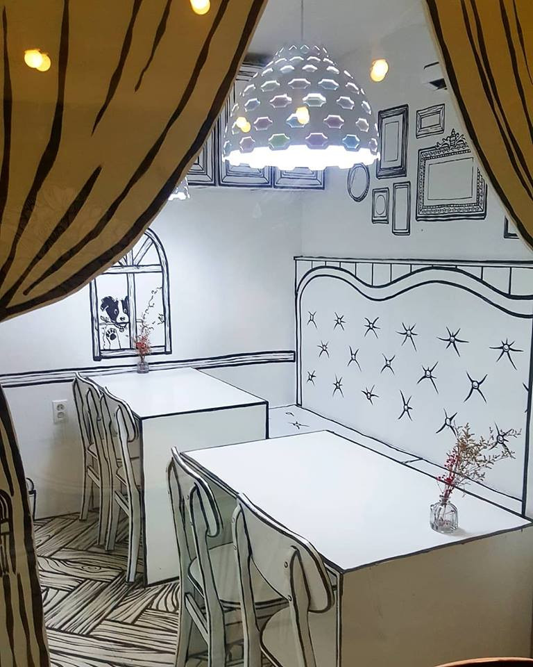 "Đẹp đúng kiểu thực thực mơ mơ, muốn trở về tuổi thơ thì ngồi quán cà phê này hoài niệm là lý tưởng nhất đó" - Facebook Minh An bình luận. Ảnh: @tsaichialing_kelly