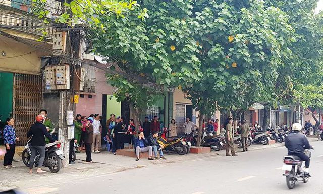 Vụ án mạng khiến người dân khu phố này bàng hoàng.