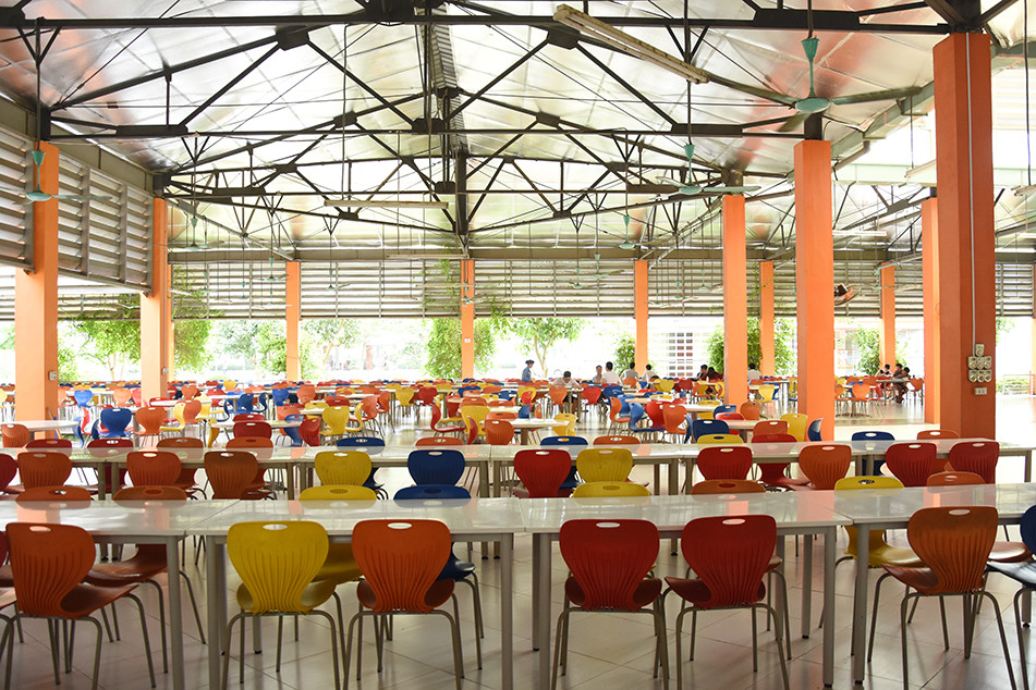 Đây chính là nơi khiến các sinh viên trường phải xuýt xoa sau mỗi buổi học.