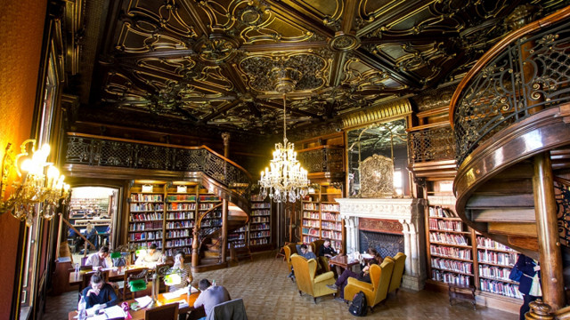 Thư viện Metropolitan Ervin Szabó ở Budapest, Hungary