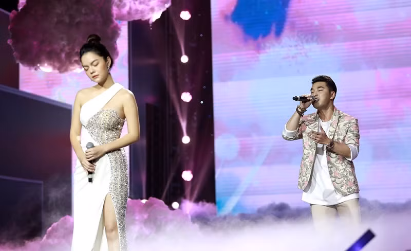 Phạm Quỳnh Anh và Ưng Hoàng Phúc