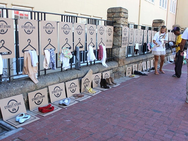 Một “Cửa hàng đường phố” ở Cape Town, Nam Phi.