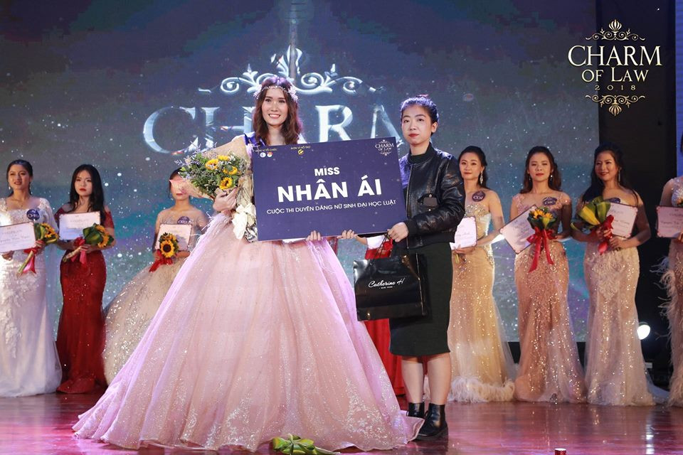 Miss Nhân ái &amp; Người đẹp bikini: Hoàng Mai Linh.