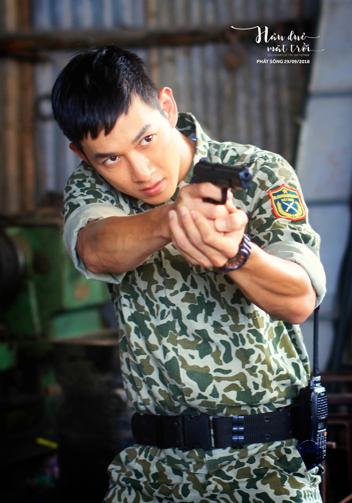 Song Luân thủ vai nam chính Đại úy Duy Kiên