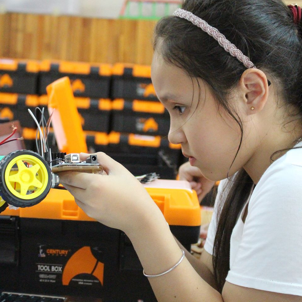 Không gian cho hội mê khoa học Makerspace được trang bị 