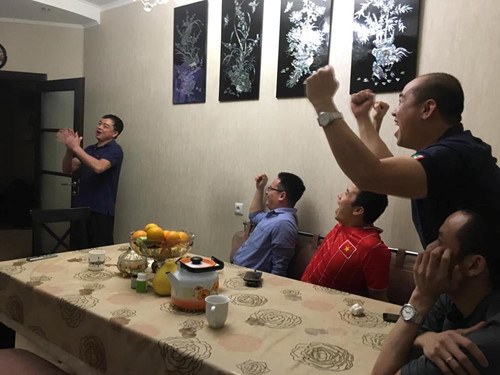 Không khí một gia đình Việt ở Nga. Ảnh: TRUNG NGHĨA VÕ.