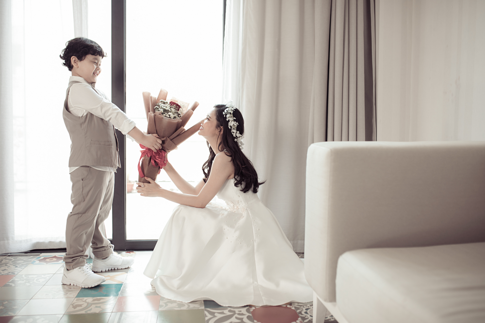 Trương Quỳnh Anh, Thu Thủy, Đoan Trang tung bộ ảnh đáng yêu và ngọt ngào bên con trai cưng ảnh 2