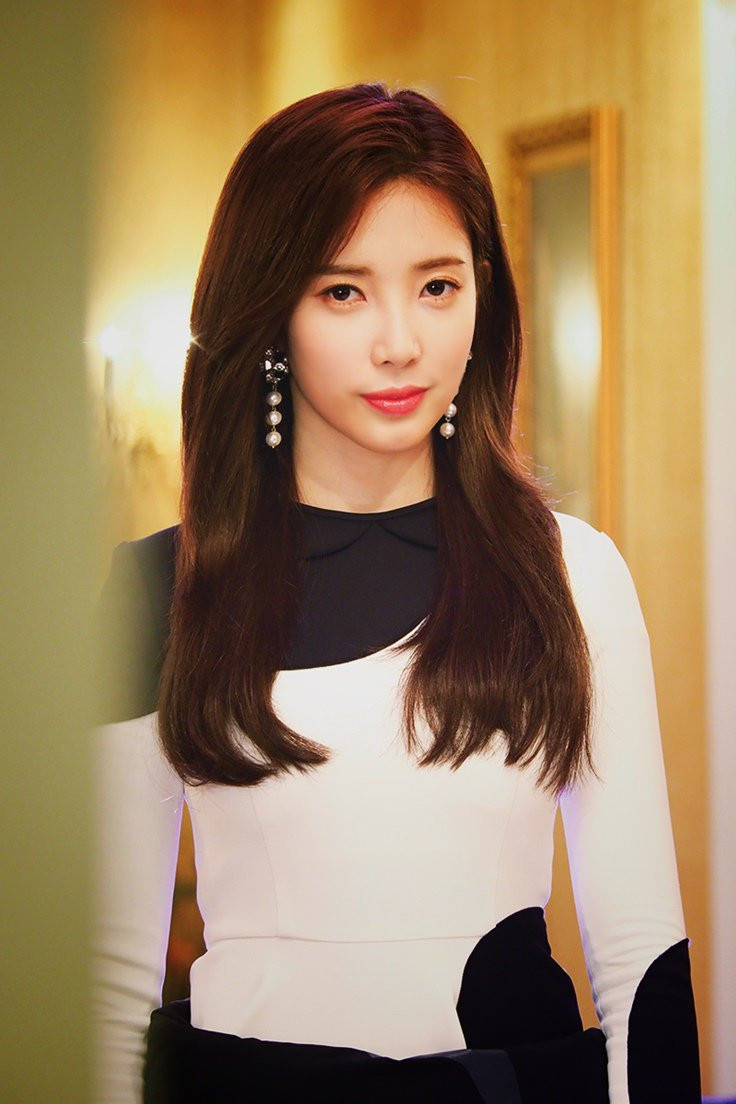 Đâu phải idol nào cũng có may mắn debut một lần là nổi tiếng ngay lập tức ảnh 4