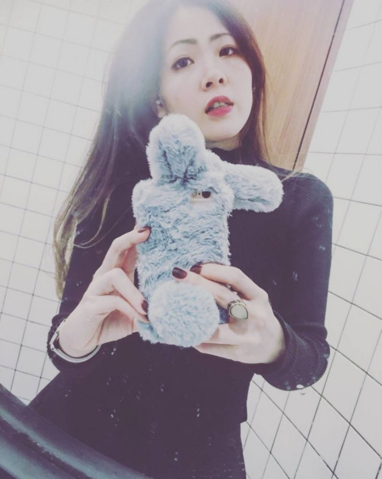 Trên trang cá nhân, Cathy rất ít đăng tải hình ảnh cá nhân thay vào đó cô thường chia sẻ kinh nghiệm cá nhân để có được như ngày hôm nay.