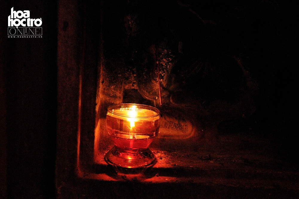 Những con người ấy là một nét vẽ khác trong bức tranh Hà Nội đêm, họ sống âm thầm và lặng lẽ.