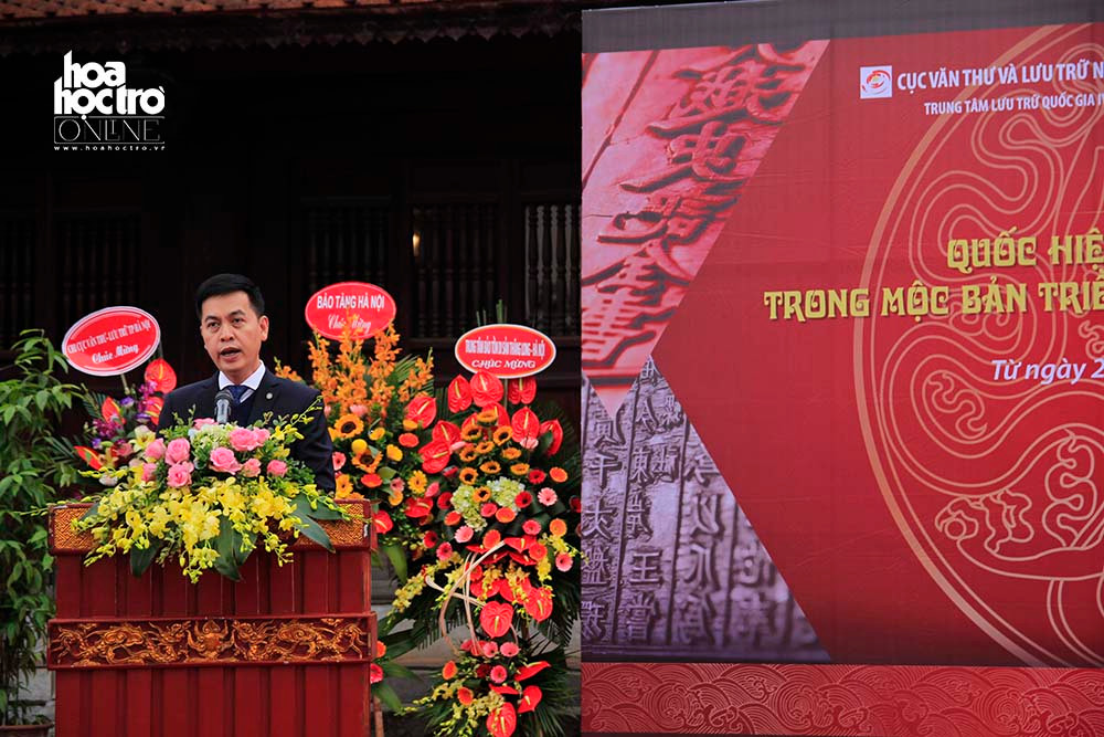 Ông Đặng Thanh Tùng, Cục trưởng Cục Văn thư và Lưu trữ nhà nước, Bộ Nội vụ, phát biểu khai mạc triển lãm.