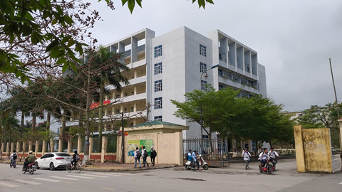 Trường THPT Chuyên Thái Bình đang xác minh làm rõ vụ việc. ẢNH: LÊ TÂN. Trường THPT Chuyên Thái Bình đang xác minh làm rõ vụ việc. ẢNH: LÊ TÂN.