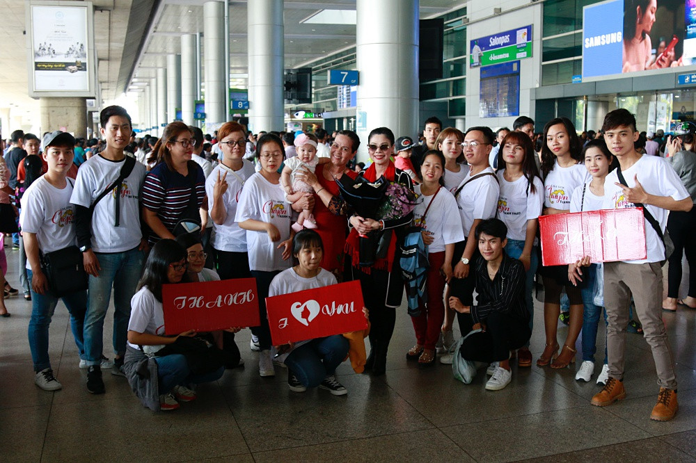 Lần này về nước, Thanh Thảo còn tập luyện cho liveshow 25 năm ca hát tại Mỹ vào ngày 10/03. Hiện tại cô đang có rất nhiều công việc cần phải lên kế hoạch như họp với đạo diễn và ê-kíp, quay video cho màn hình, chuẩn bị trang phục...