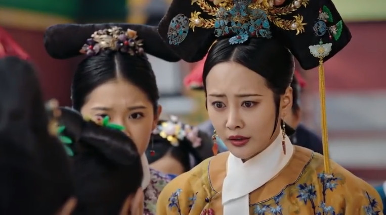 Lệnh quý phi bị chính con gái ruột ghét bỏ.